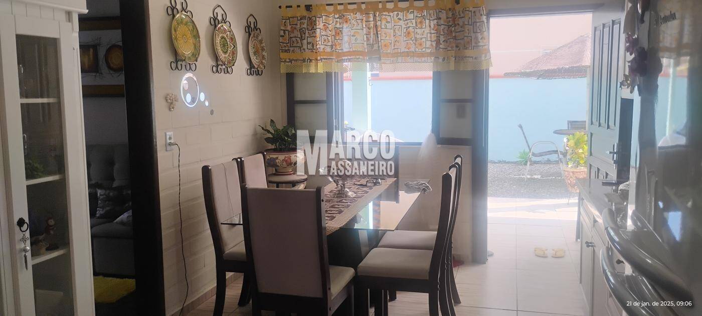 Casa, 3 quartos, 216 m² - Foto 11