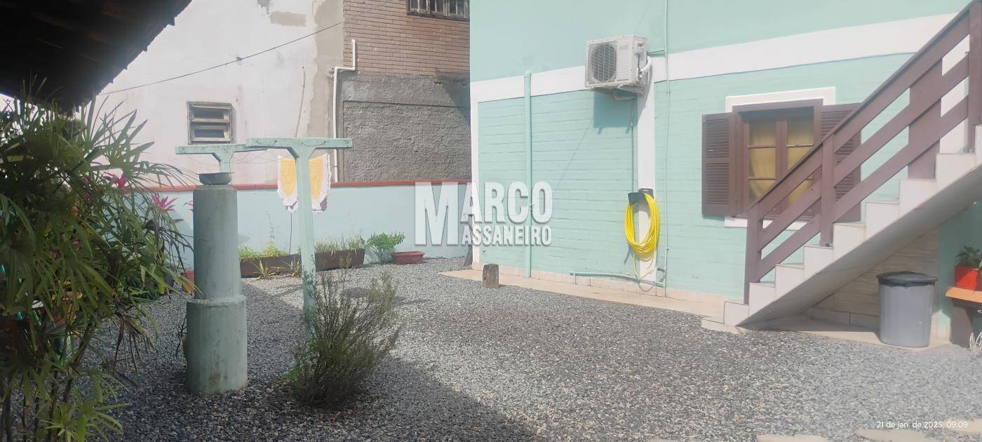 Casa, 3 quartos, 216 m² - Foto 35