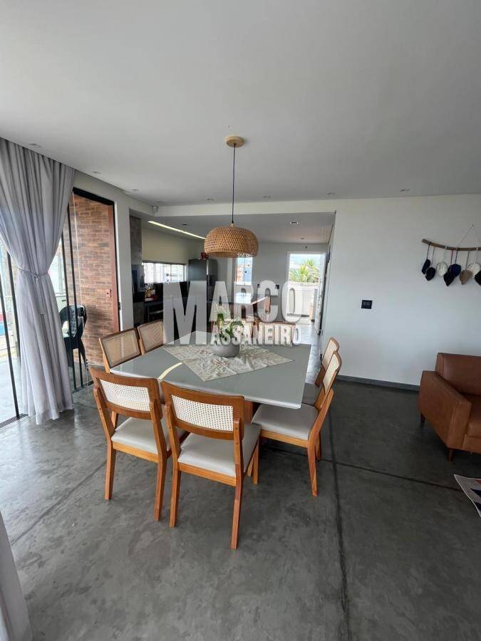 Casa, 7 quartos, 240 m² - Foto 5