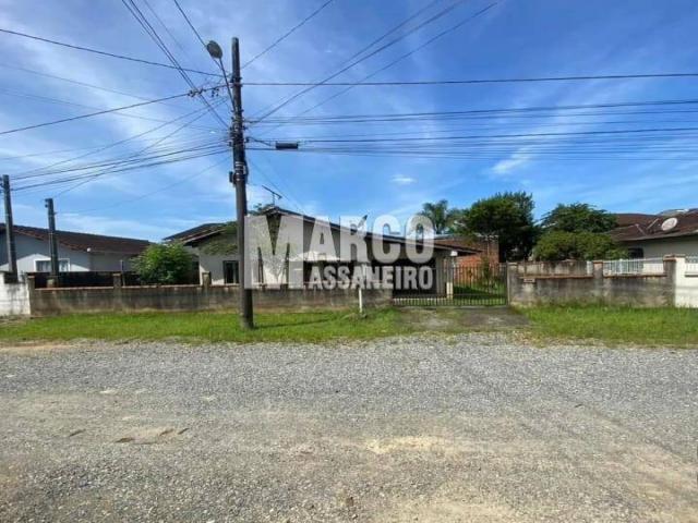 #821 - Casa para Venda em Joinville - SC