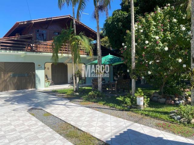 Casa para Venda em Balneário Barra do Sul - 3
