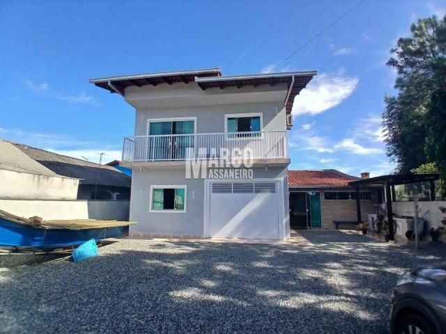 #839 - Casa para Venda em Balneário Barra do Sul - SC