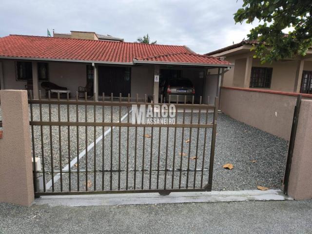 Casa para Venda em Balneário Barra do Sul - 4