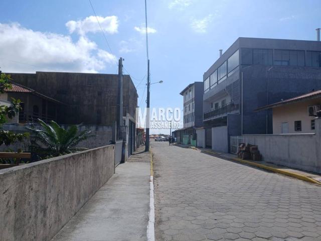 #860 - Casa para Venda em Balneário Barra do Sul - SC