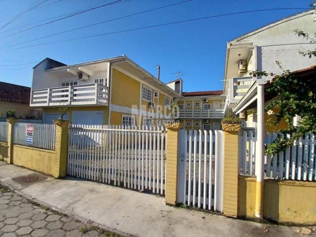 #880 - Casa para Venda em Balneário Barra do Sul - SC