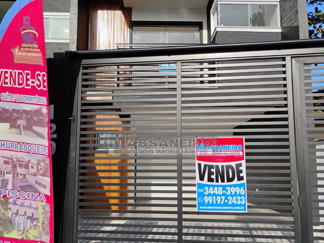 #682 - Casa geminada para Venda em Balneário Barra do Sul - SC