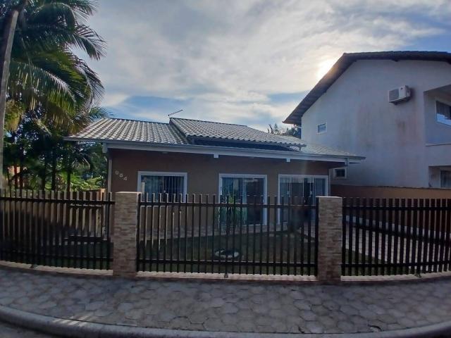 #895 - Casa para Venda em Balneário Barra do Sul - SC