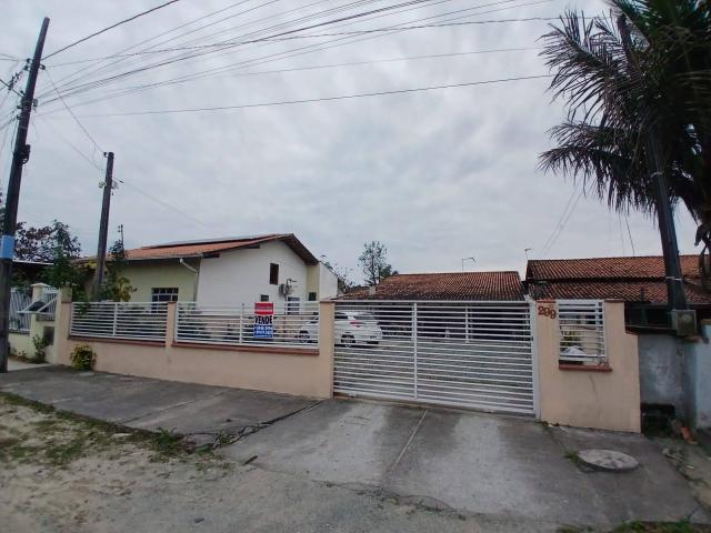 Casa para Venda no Centro em Balneário Barra do Sul Sc