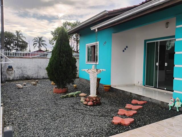 #908 - Casa para Venda em Balneário Barra do Sul - SC