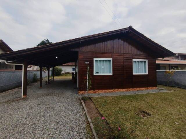 Casa para Locação em Balneário Barra do Sul Sc