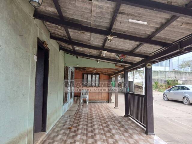 #916 - Casa para Venda em Joinville - SC