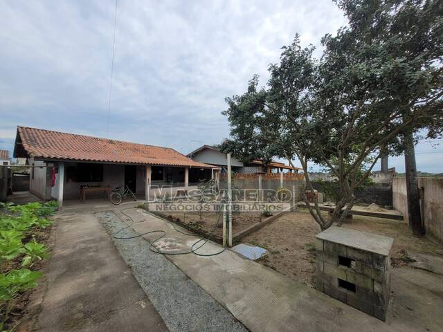 #918 - Casa para Venda em Balneário Barra do Sul - SC