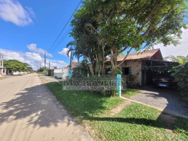 #922 - Casa para Venda em Balneário Barra do Sul - SC