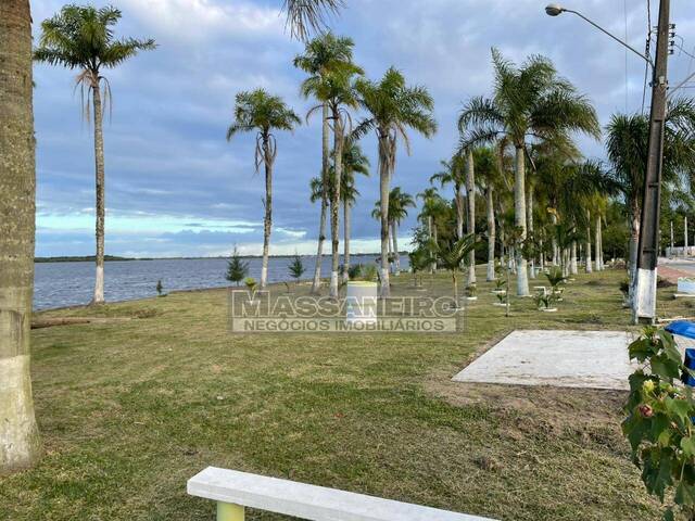 #923 - Casa para Venda em Balneário Barra do Sul - SC - 2