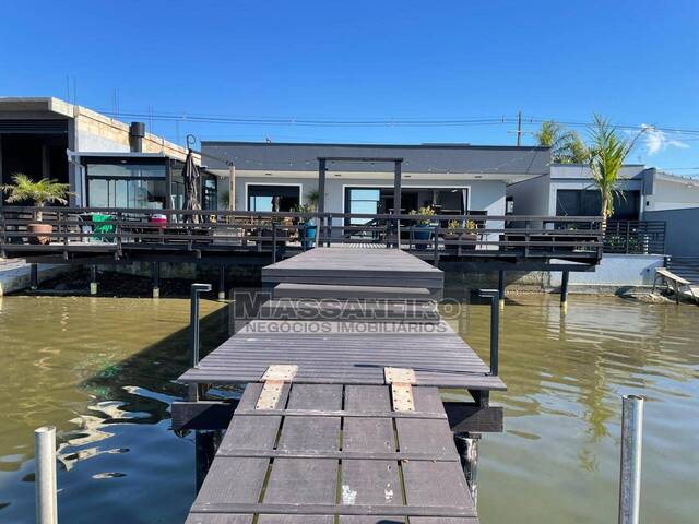 #925 - Casa para Venda em Balneário Barra do Sul - SC