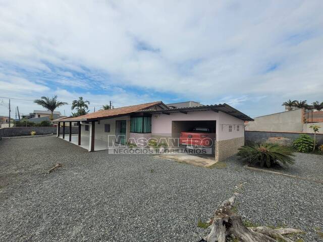 #926 - Casa para Venda em Balneário Barra do Sul - SC