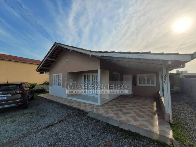 #927 - Casa para Venda em Balneário Barra do Sul - SC