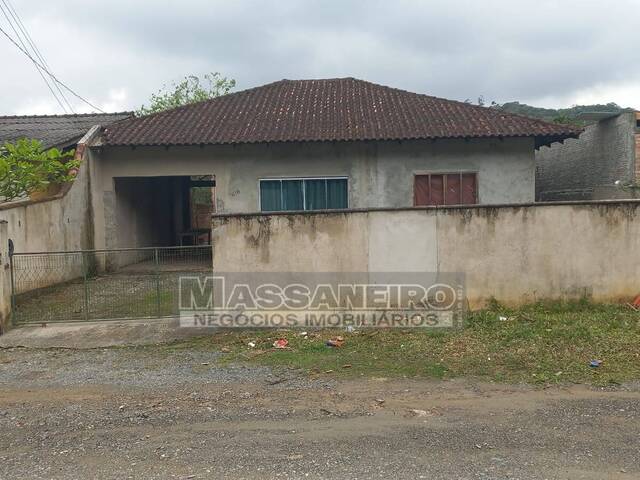 #932 - Casa para Venda em Joinville - SC