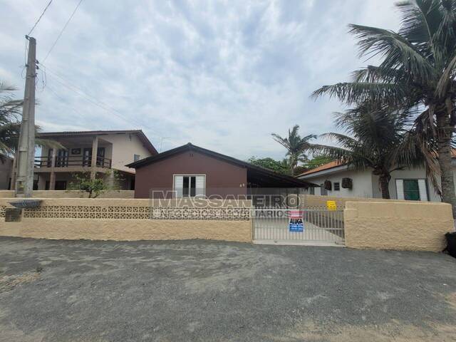 #AL66 - Casa para Locação em Balneário Barra do Sul - SC
