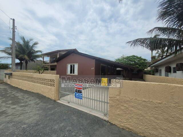#AL66 - Casa para Locação em Balneário Barra do Sul - SC