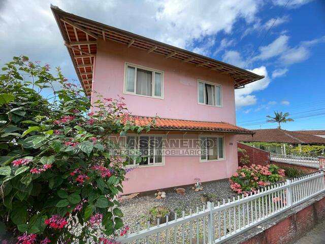 Venda em Pinheiros - Balneário Barra do Sul