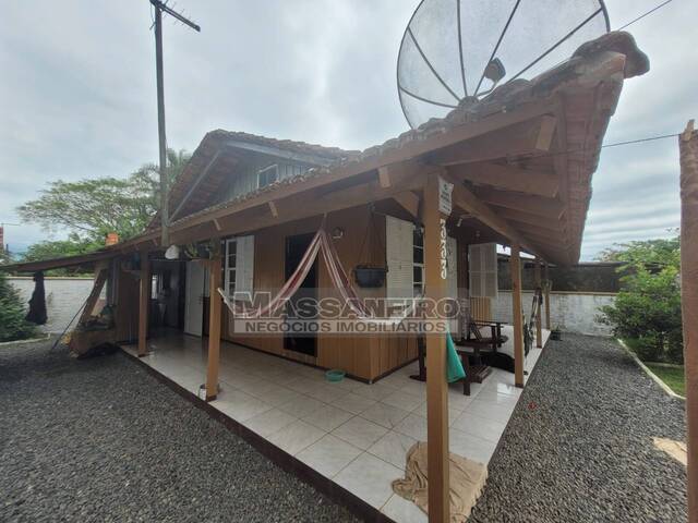 #959 - Casa para Venda em Balneário Barra do Sul - SC