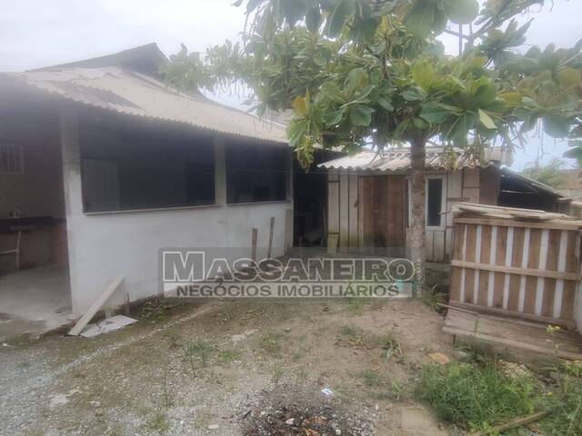 Casa para Venda em Balneário Barra do Sul - 4