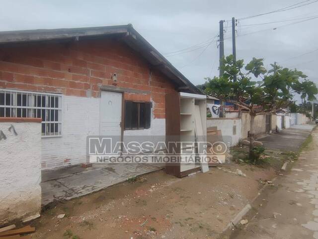 #962 - Casa para Venda em Balneário Barra do Sul - SC
