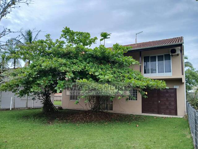 Casa para Venda em Balneário Barra do Sul - 2