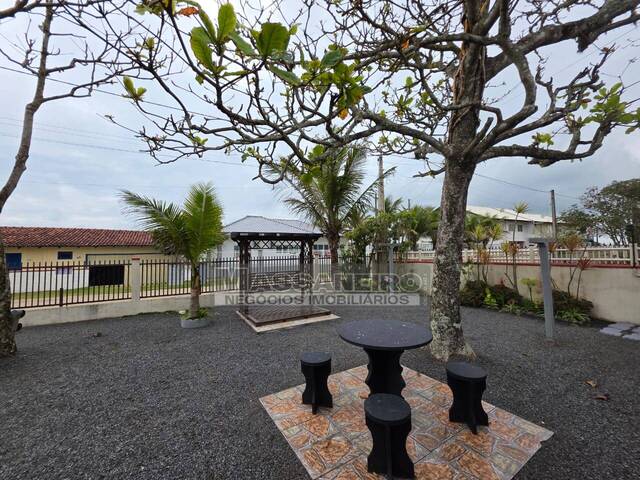 Casa para Venda em Balneário Barra do Sul - 5