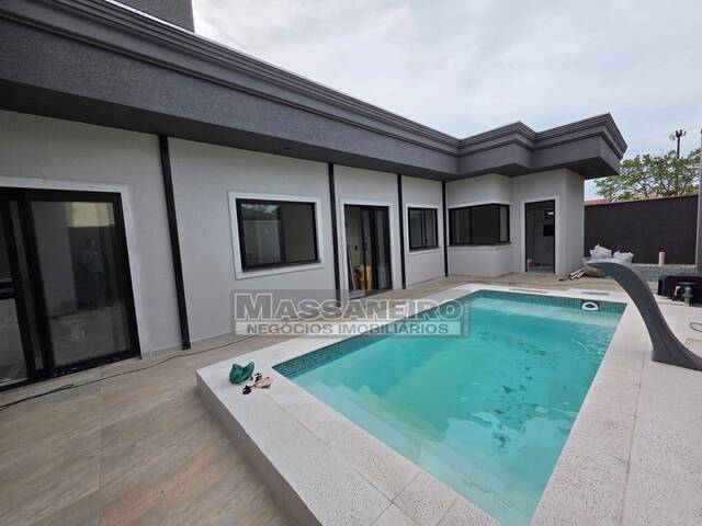 Venda em Costeira - Balneário Barra do Sul