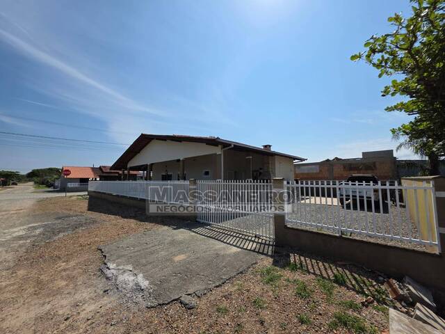 Casa para Venda em Balneário Barra do Sul - 4