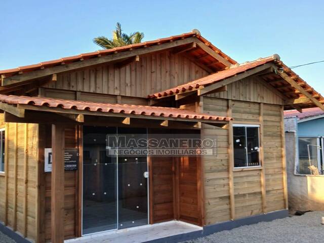 #982 - Casa para Venda em Balneário Barra do Sul - SC