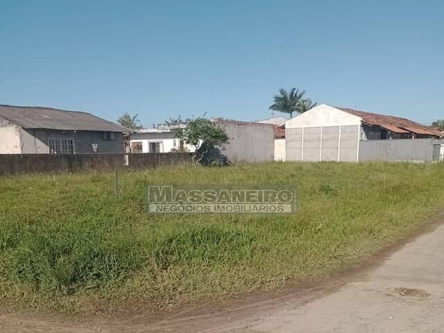 #983 - Terreno para Venda em Balneário Barra do Sul - SC