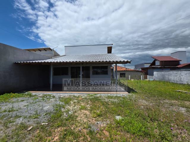 #988 - Casa para Venda em Araquari - SC