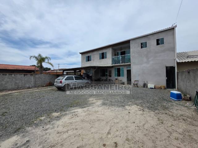 #990 - Casa para Venda em Balneário Barra do Sul - SC