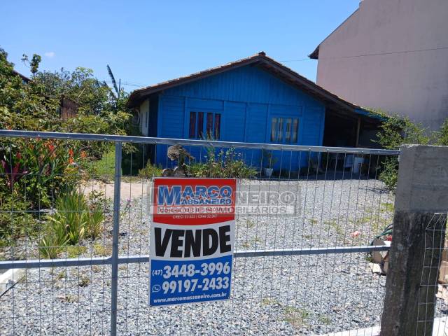 #1002 - Casa para Venda em Balneário Barra do Sul - SC