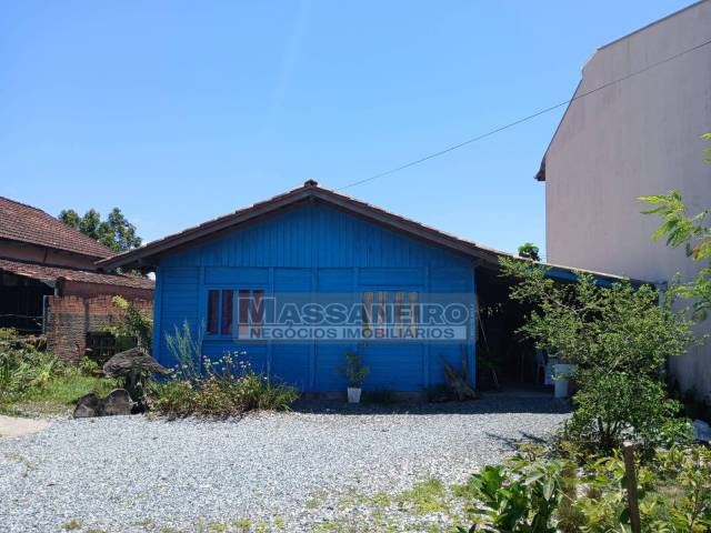 #1002 - Casa para Venda em Balneário Barra do Sul - SC