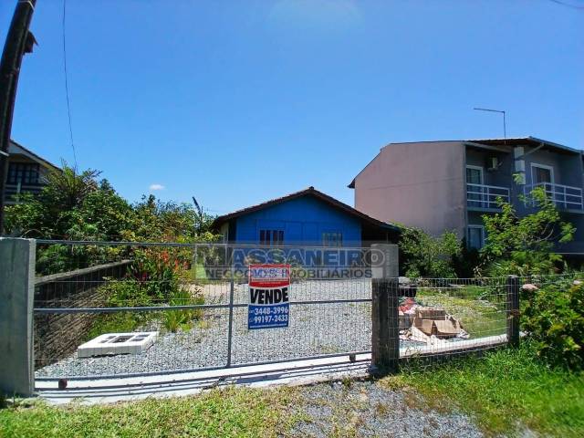 #1002 - Casa para Venda em Balneário Barra do Sul - SC