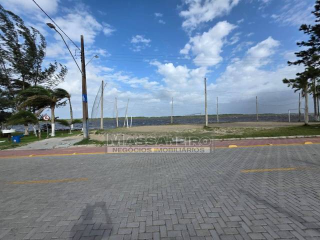#1007 - Casa para Venda em Balneário Barra do Sul - SC