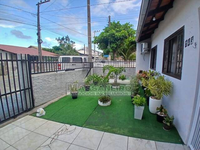 #1012 - Casa para Venda em Balneário Barra do Sul - SC