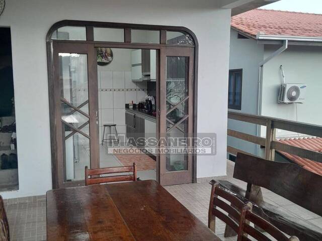#1015 - Casa para Venda em Joinville - SC