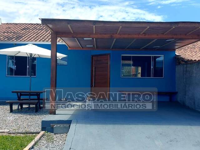 #1017 - Casa para Venda em Balneário Barra do Sul - SC