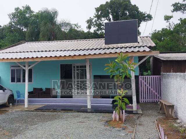 #1019 - Casa para Venda em Araquari - SC