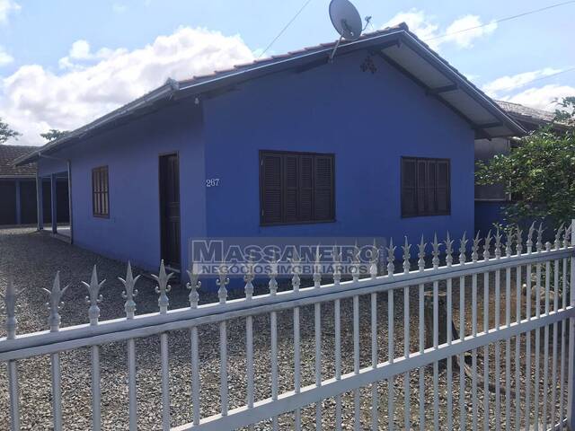 #1021 - Casa para Venda em Balneário Barra do Sul - SC