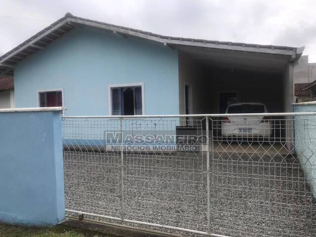 Casa para Venda em Balneário Barra do Sul - 2