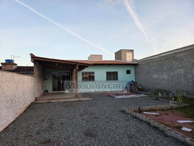 Casa para Venda em Balneário Barra do Sul - 2