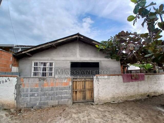 #962 - Casa para Venda em Balneário Barra do Sul - SC