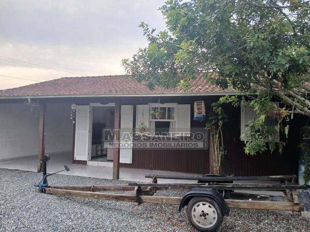 Casa para Venda em Balneário Barra do Sul - 2