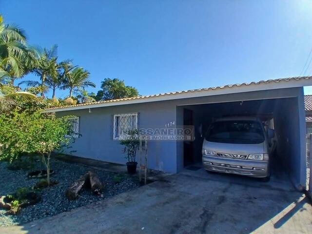 Casa para Venda em Balneário Barra do Sul - 3